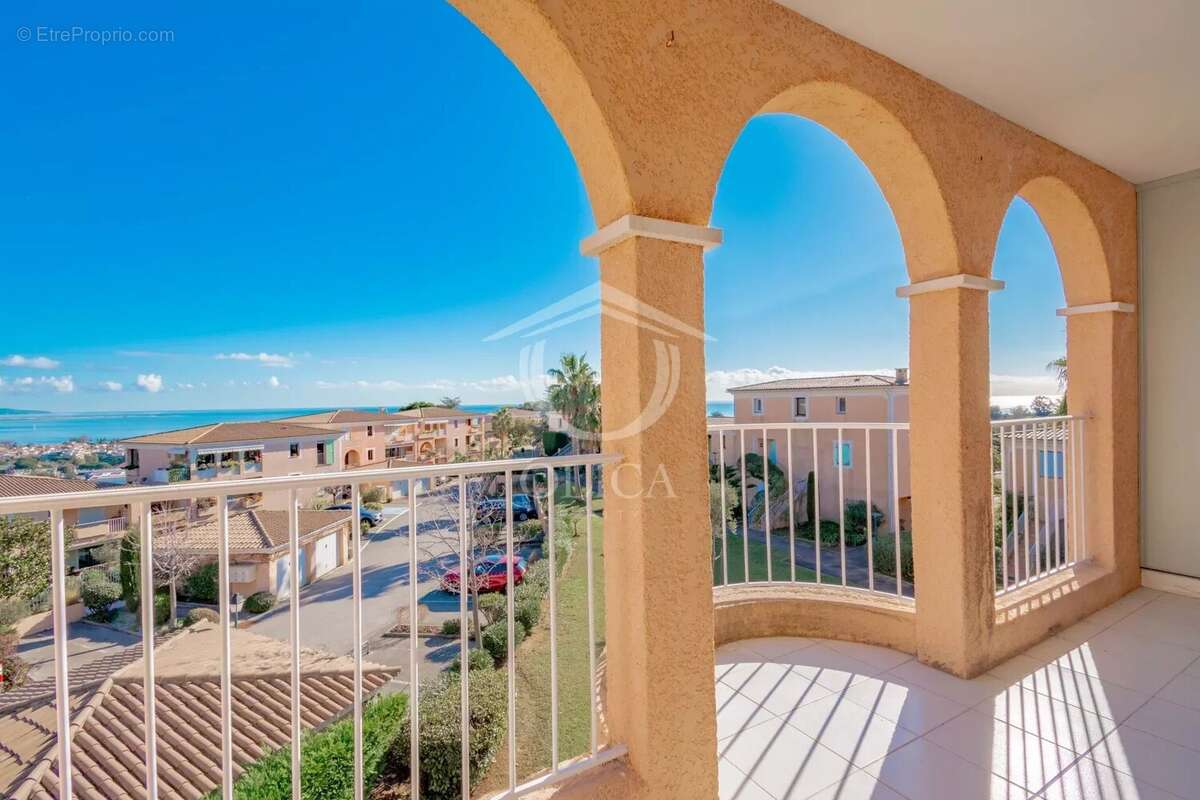 Appartement à VILLENEUVE-LOUBET