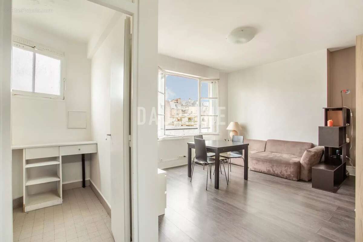Appartement à PARIS-6E