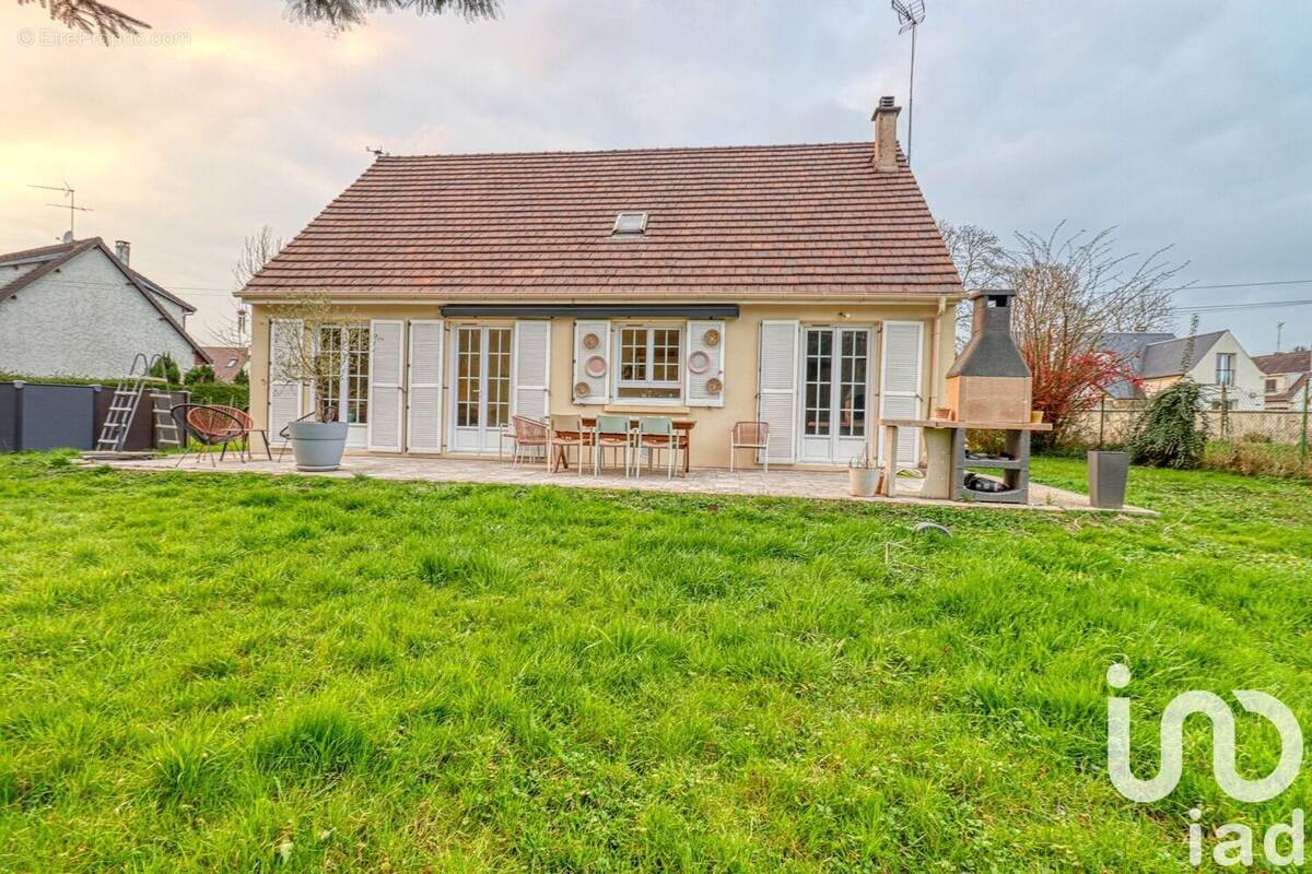 Photo 1 - Maison à VILLERS-SOUS-SAINT-LEU