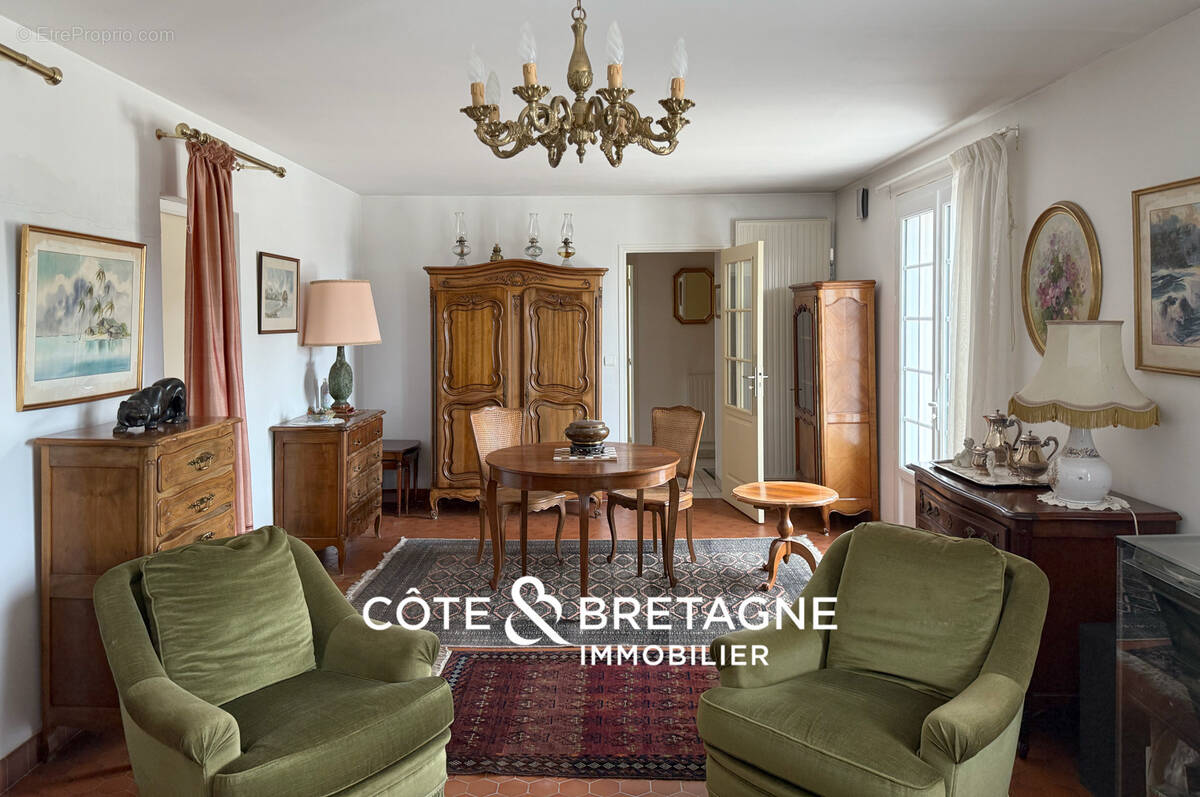 Maison à FREHEL