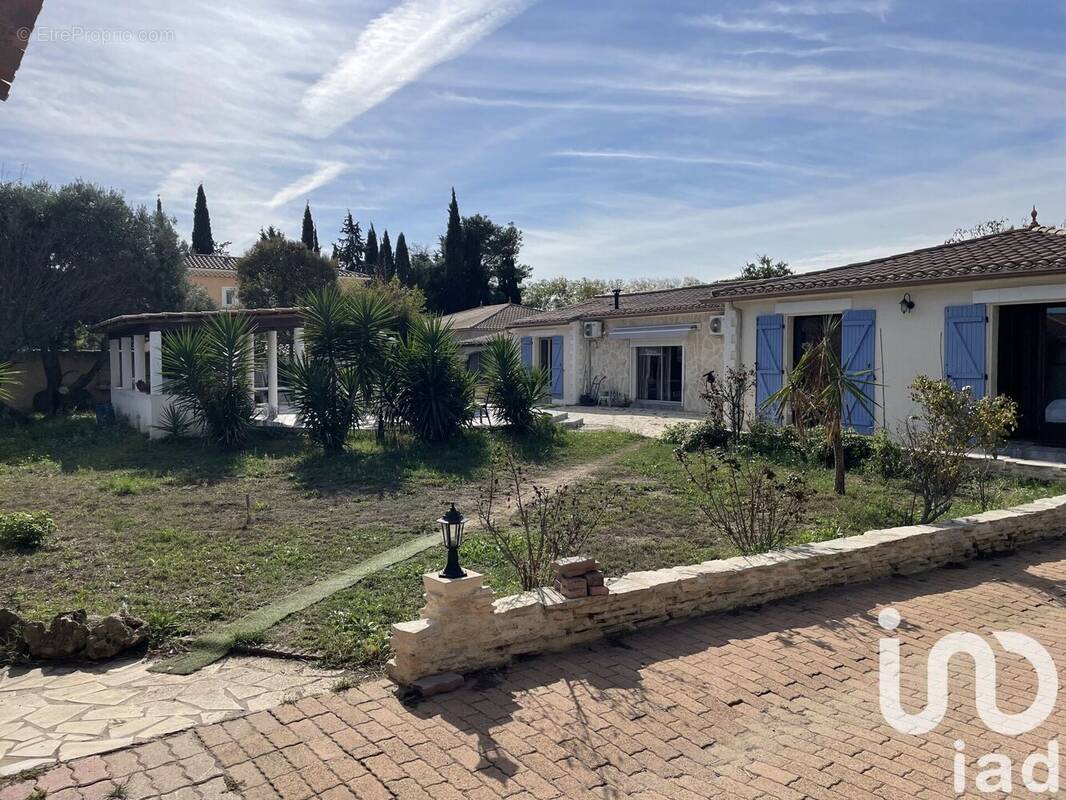 Photo 1 - Maison à VILLENEUVE-LES-BEZIERS