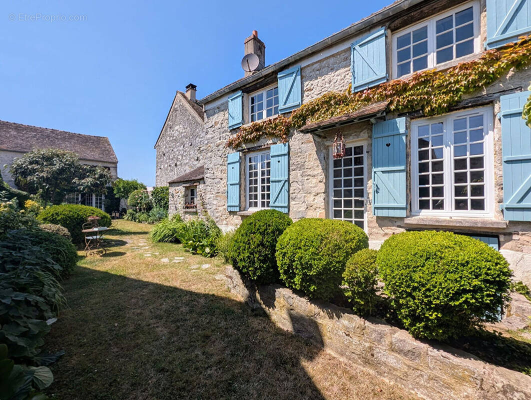 Maison à MILLY-LA-FORET
