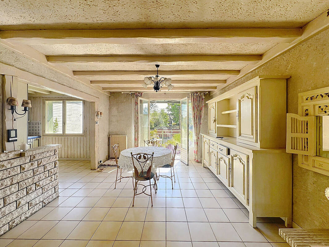 Maison à MONTFERMEIL