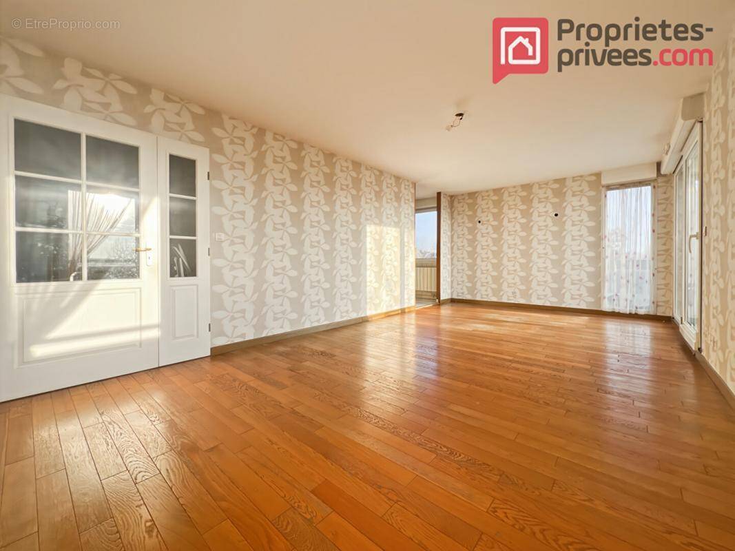 Appartement à LA CHAPELLE-D&#039;ARMENTIERES