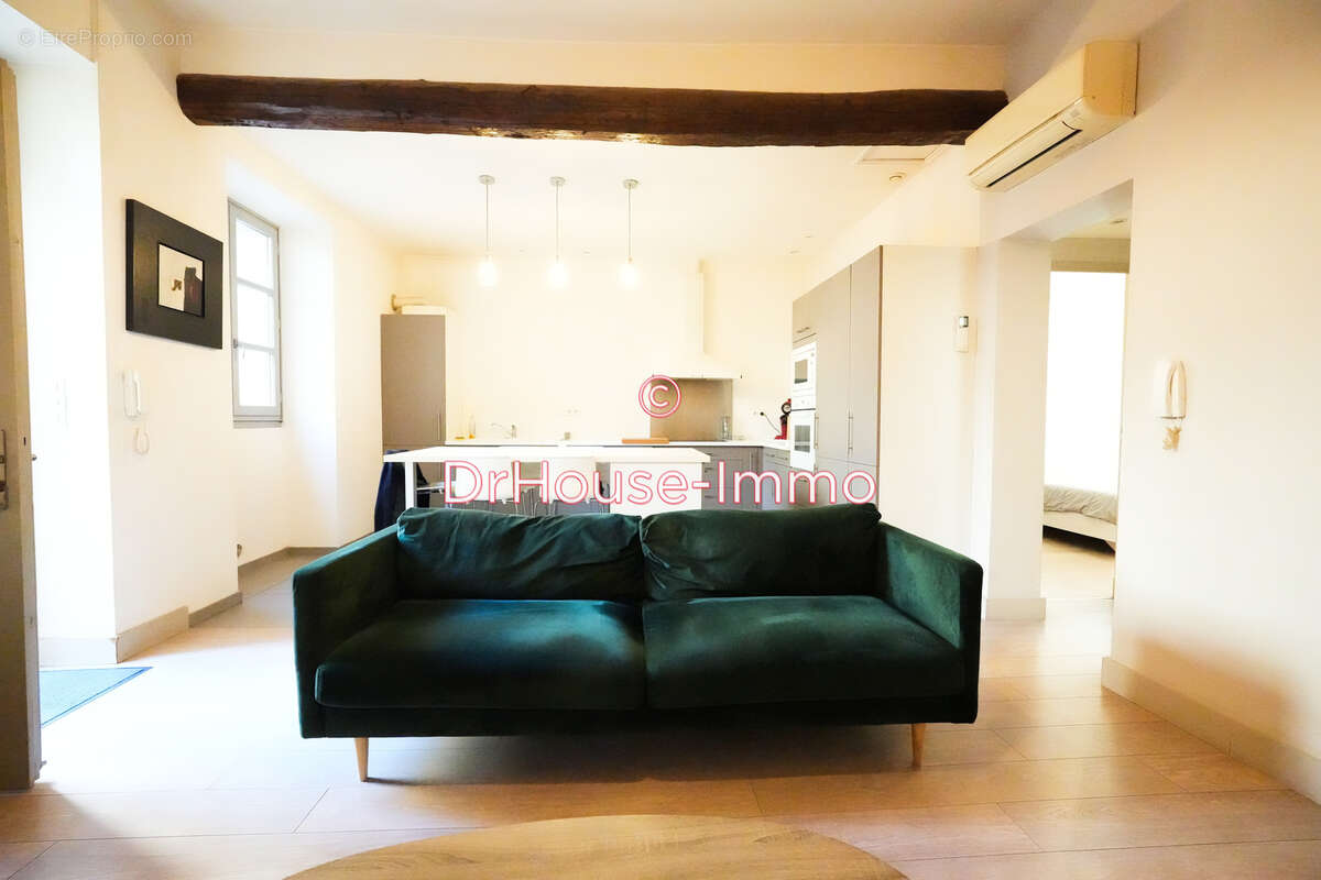 Appartement à UZES