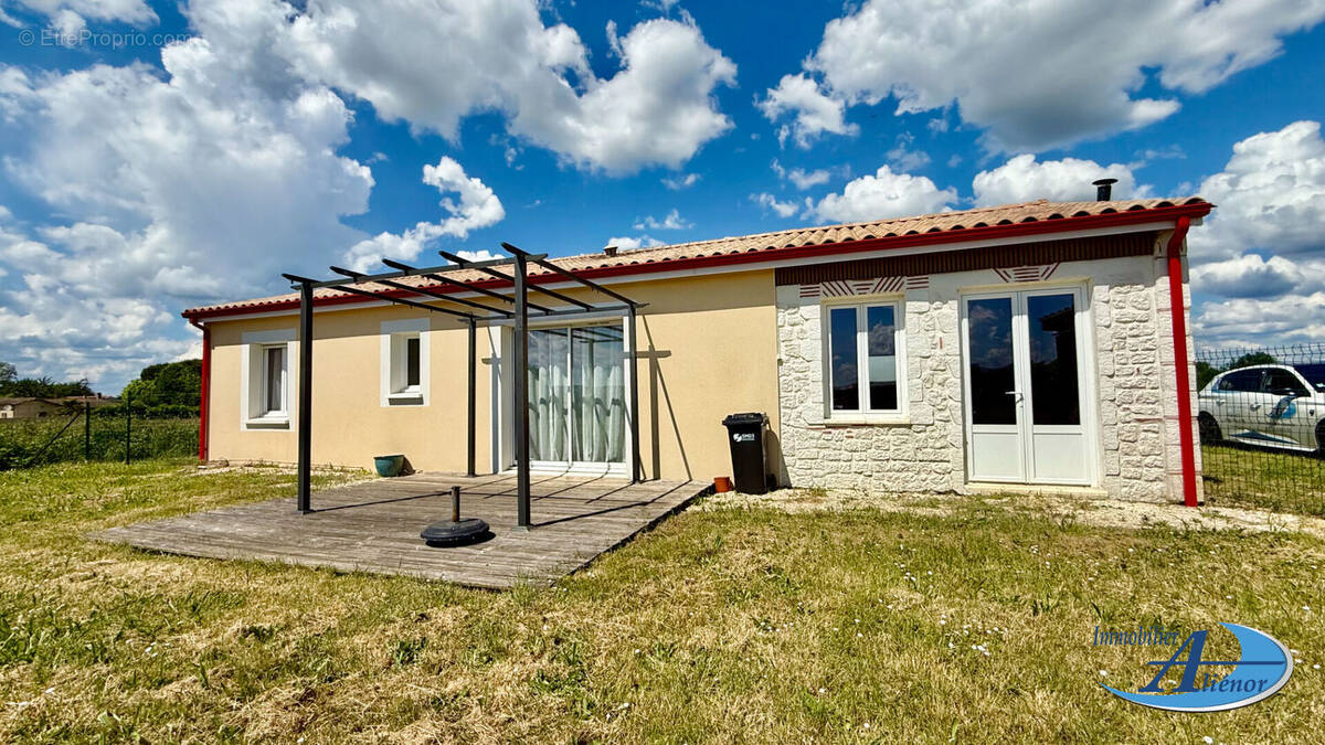 Maison à GARDONNE