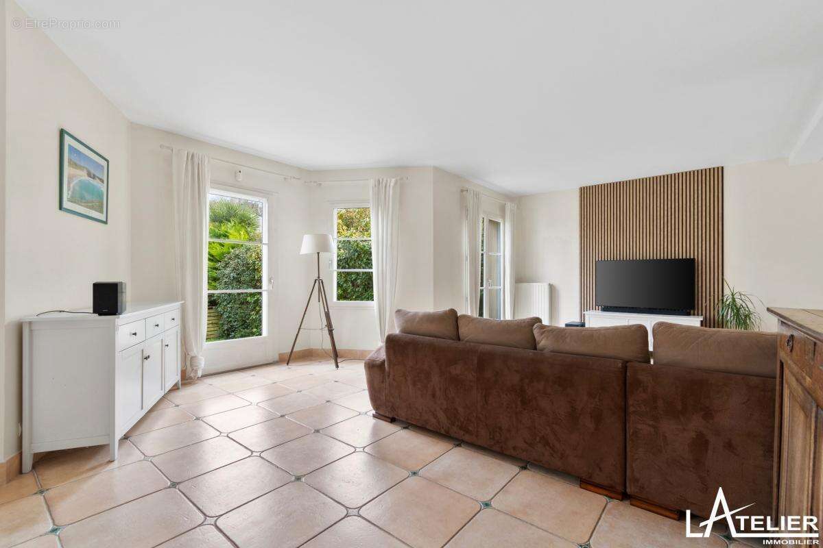 Maison à MARLY-LE-ROI