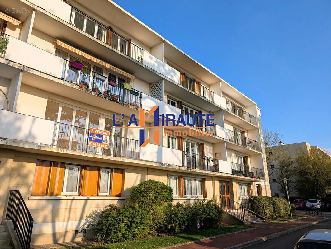 Appartement à LA FRETTE-SUR-SEINE