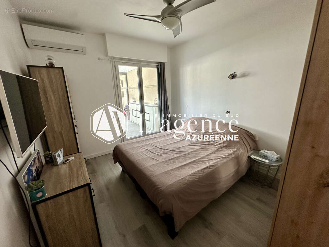 Appartement à SAINT-LAURENT-DU-VAR