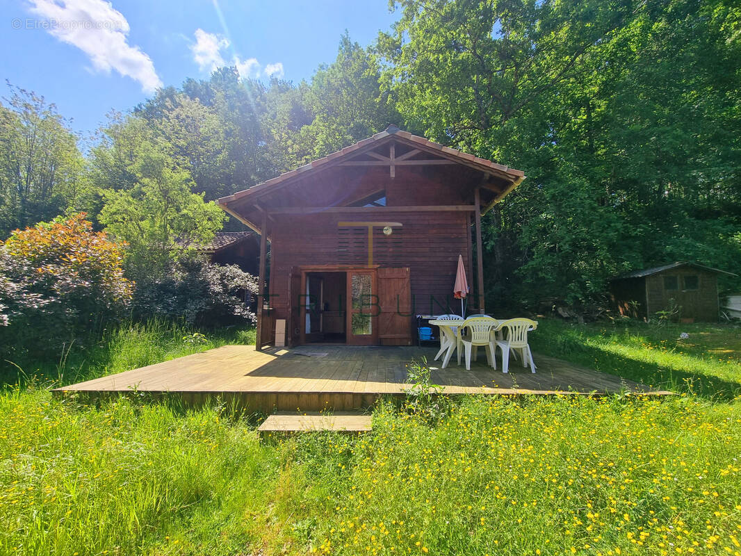 Maison à LAYRAC