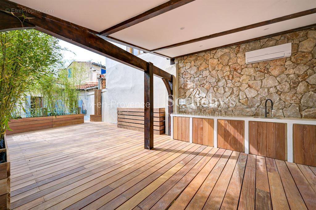 Appartement à AIX-EN-PROVENCE