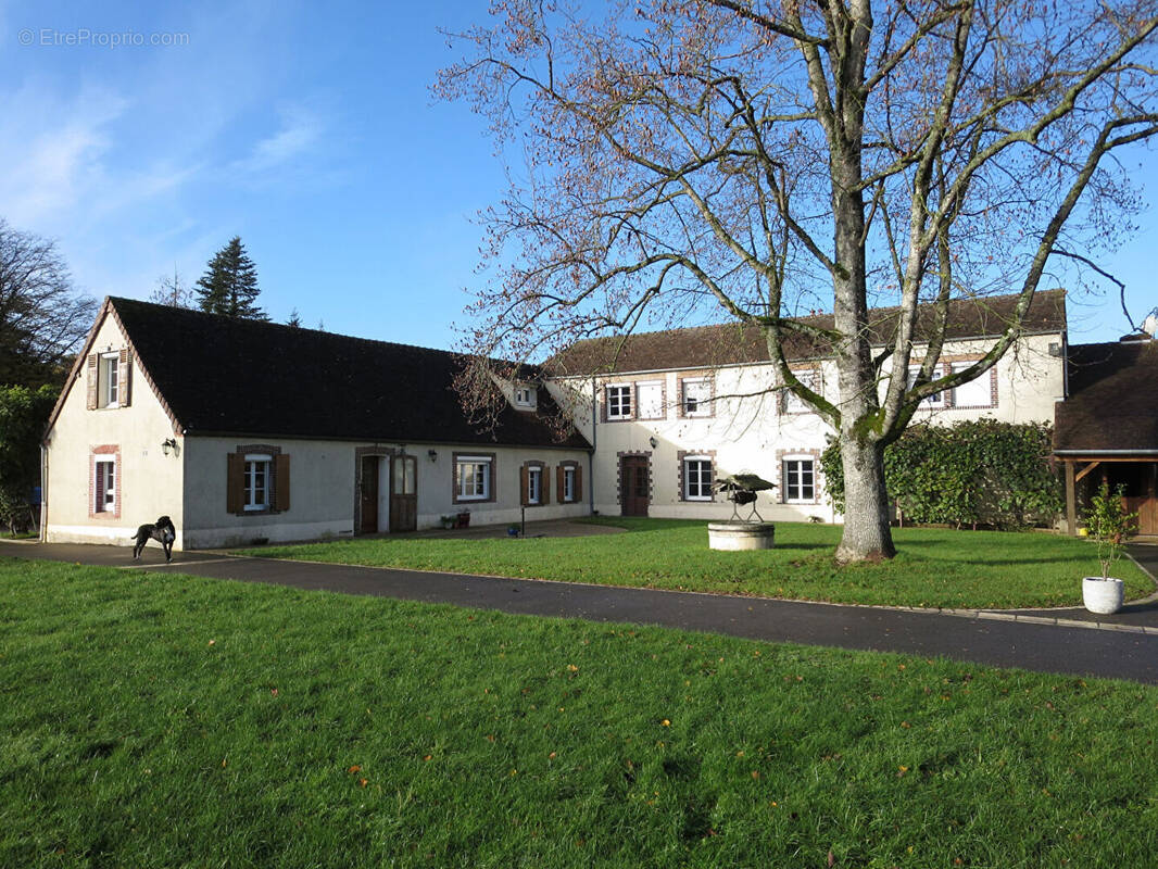 Maison à LA LOUPE