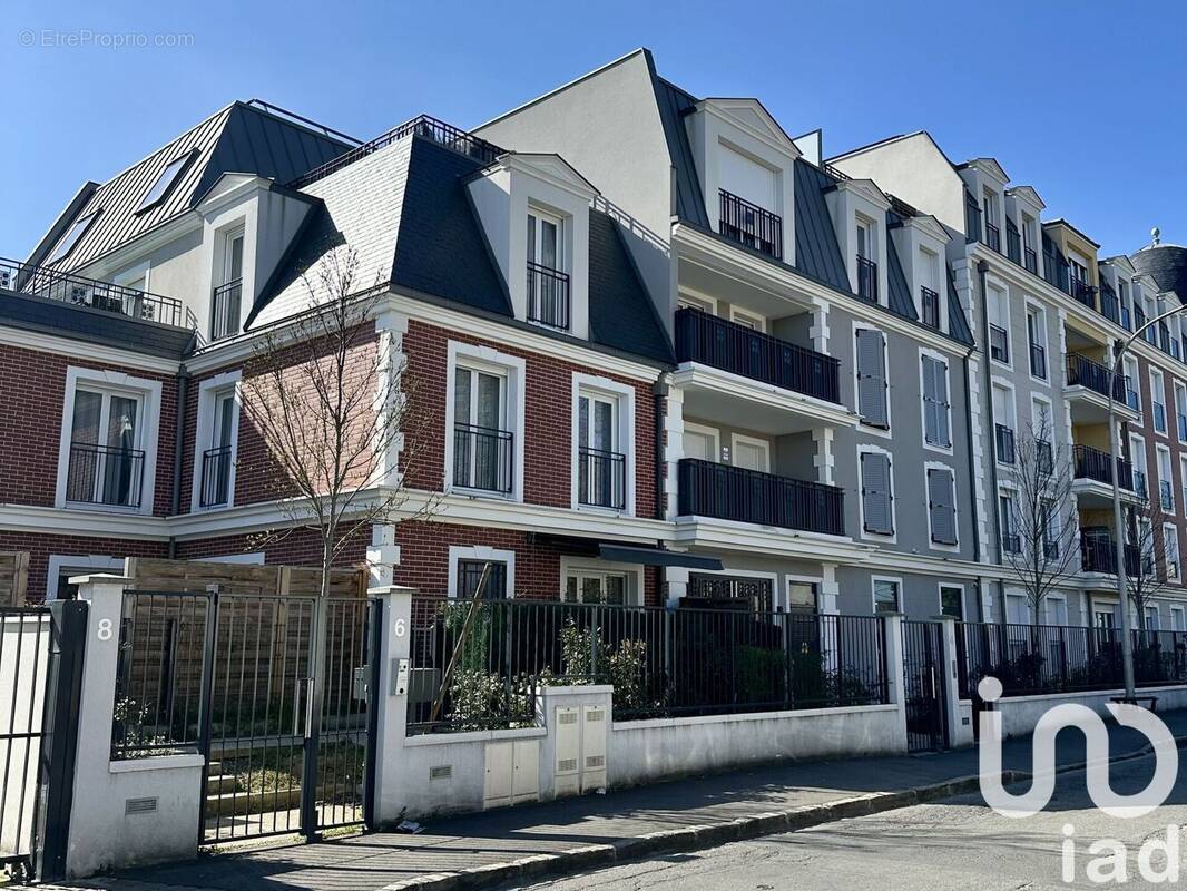 Photo 1 - Appartement à LE BLANC-MESNIL