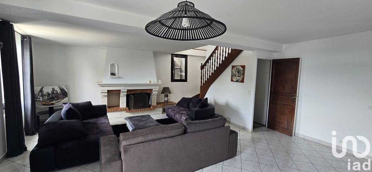 Photo 1 - Appartement à VILLENEUVE-LE-ROI