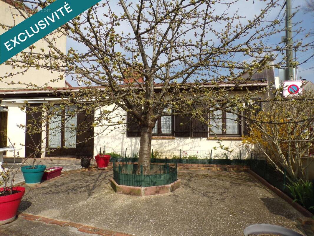 Photo 1 - Maison à BRUNOY
