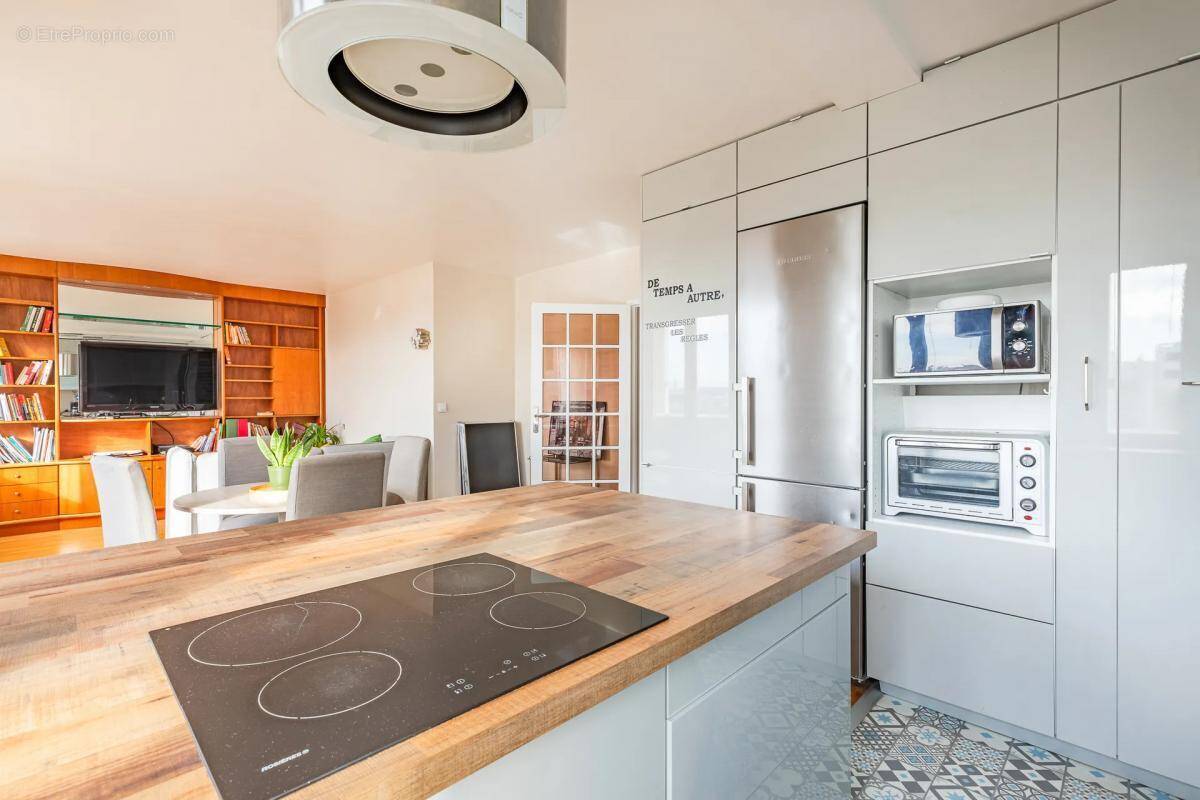 Appartement à LE KREMLIN-BICETRE