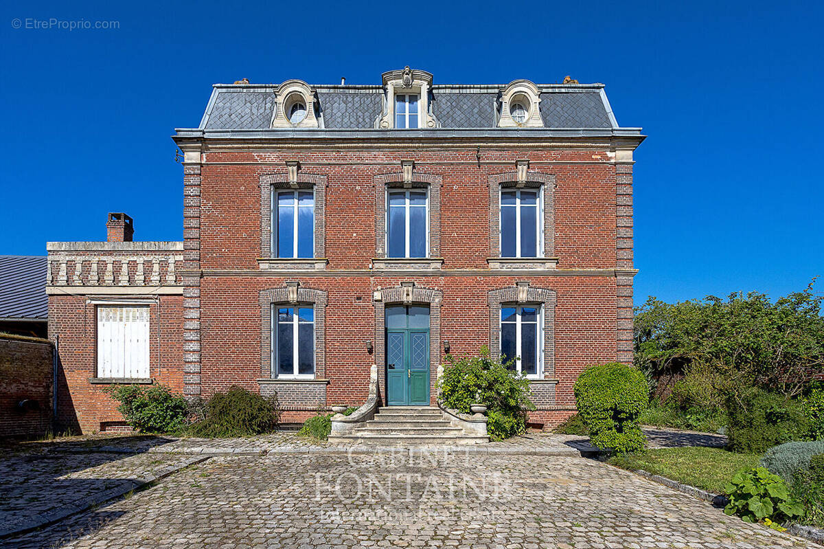Maison à BEAUVAIS