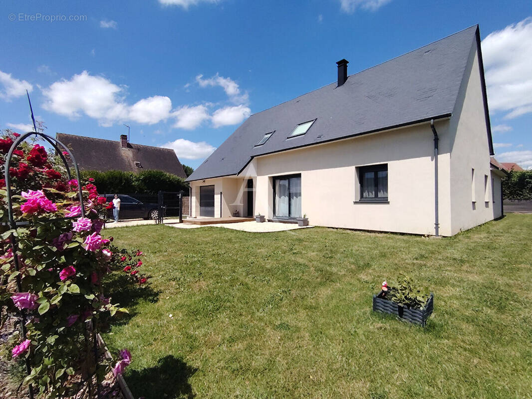 Maison à MARINES