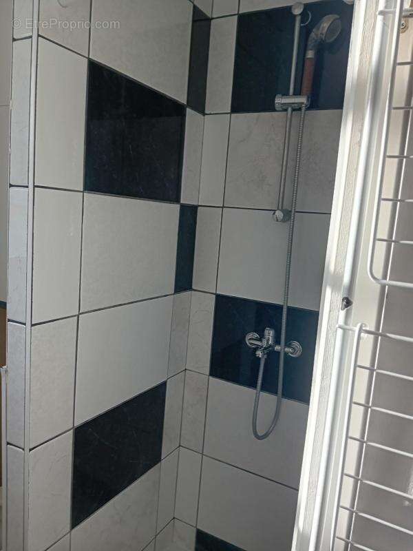 Appartement à NEUILLY-PLAISANCE