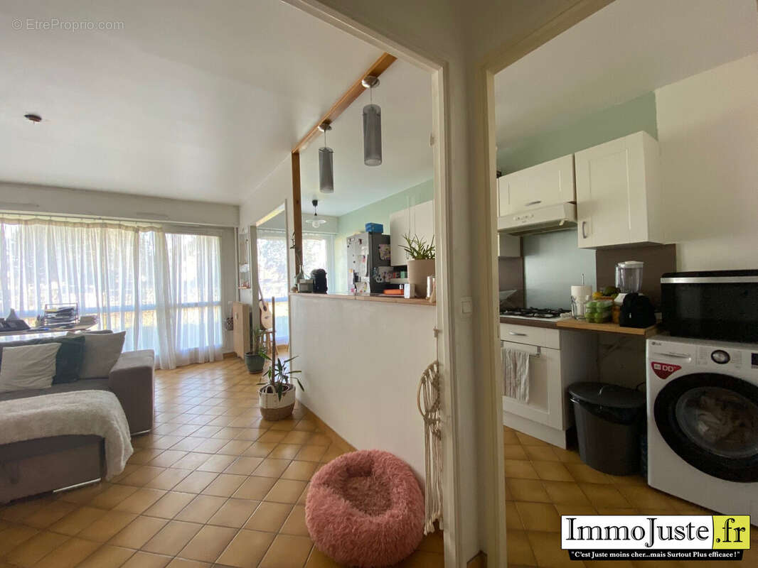 Appartement à LES ESSARTS-LE-ROI