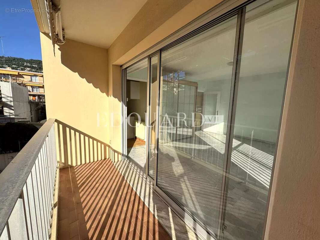 Appartement à ROQUEBRUNE-CAP-MARTIN