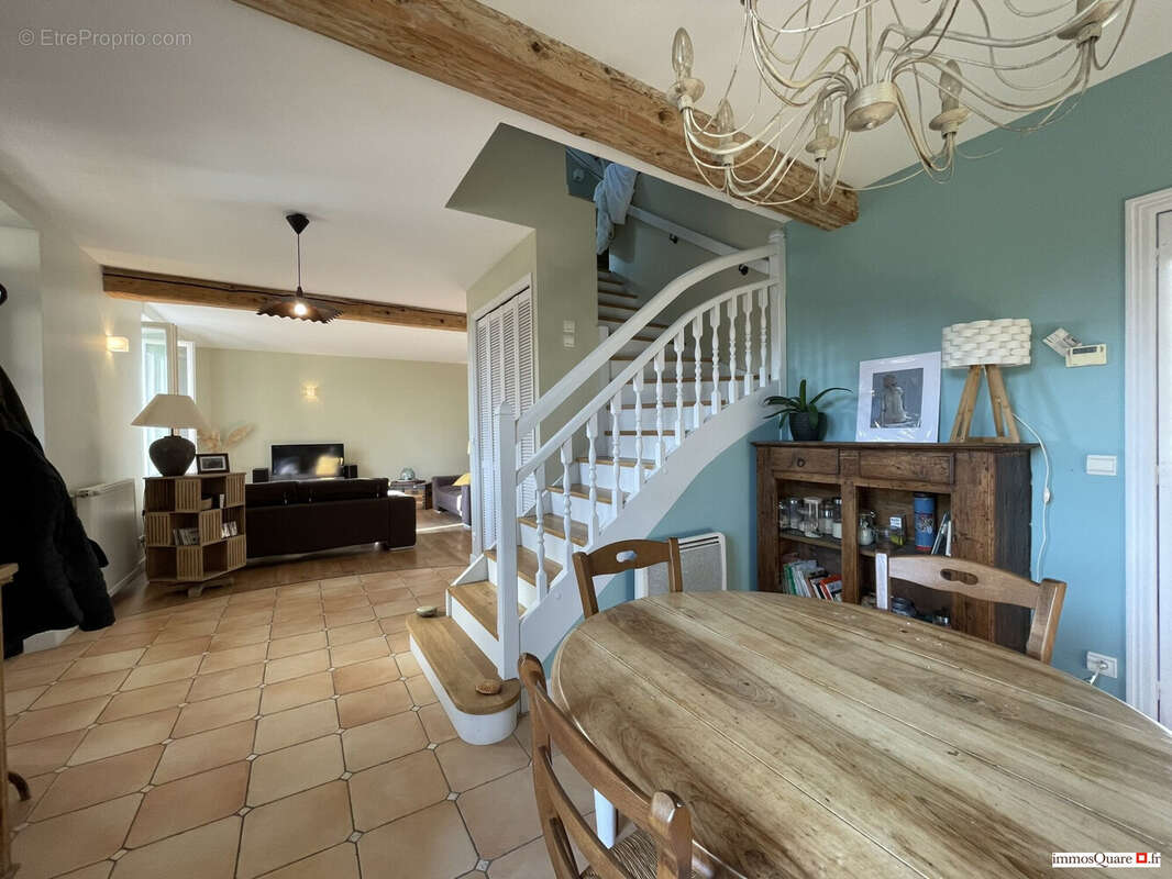 Maison à LA TRONCHE