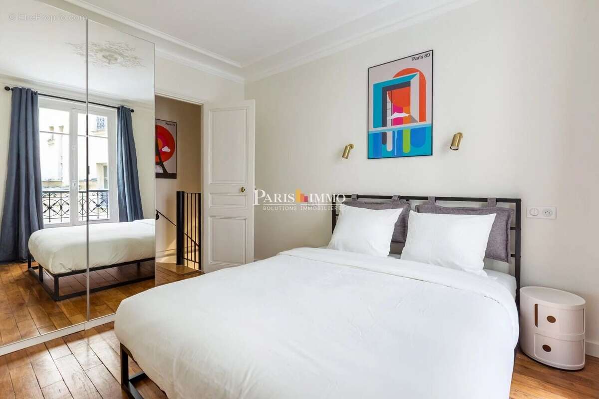 Appartement à PARIS-18E