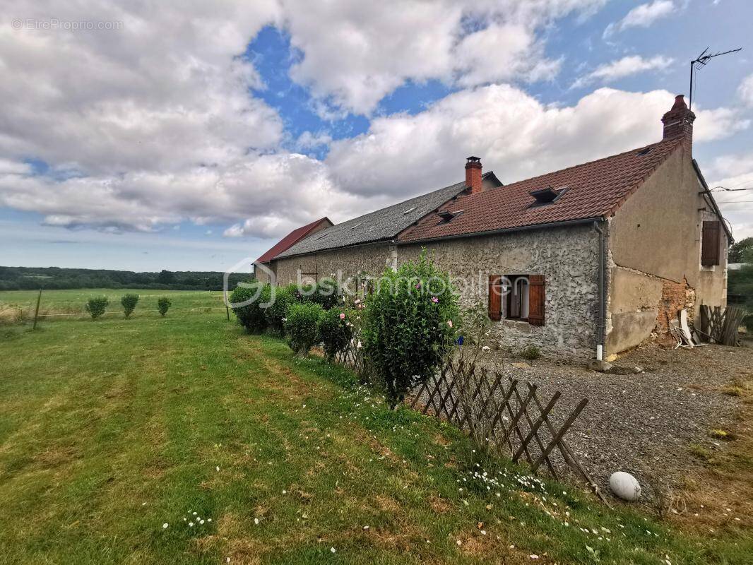 Maison à ARGENTON-SUR-CREUSE
