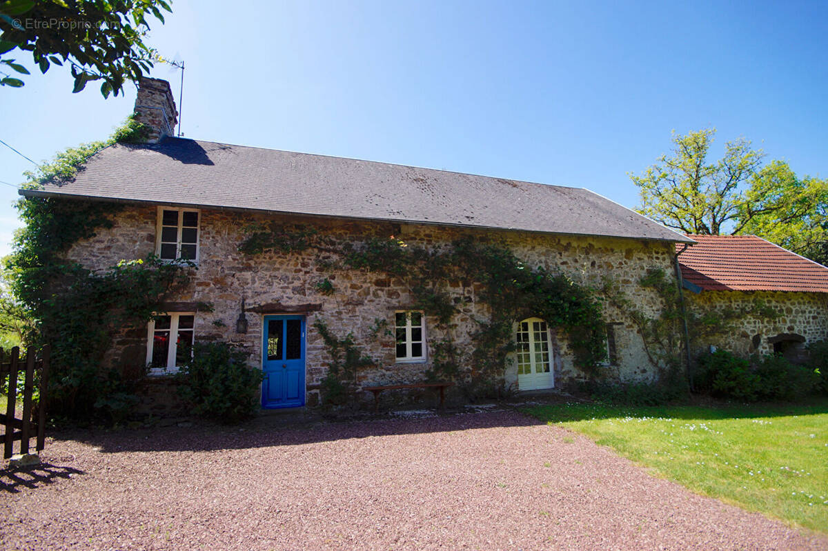 Maison à COUTANCES