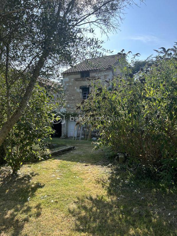 Maison à LAFOX