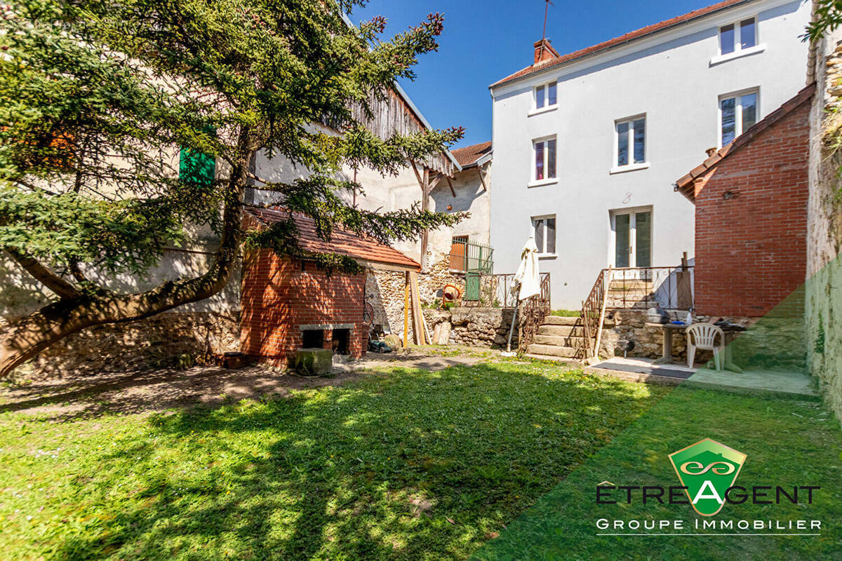 Maison à VAUX-SUR-SEINE