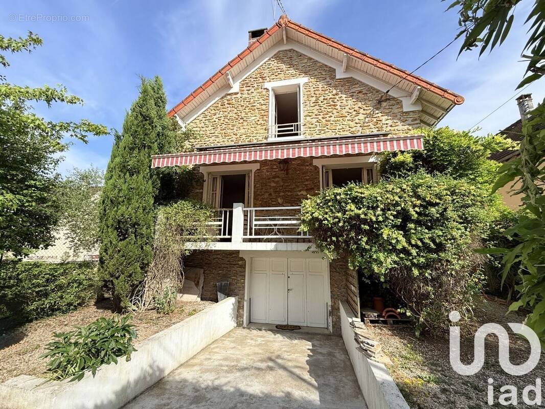 Photo 1 - Maison à SOISY-SUR-SEINE