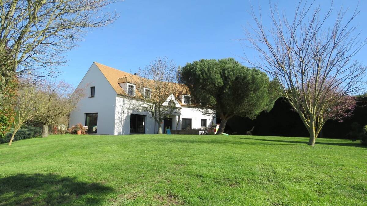 Maison à PLAISIR