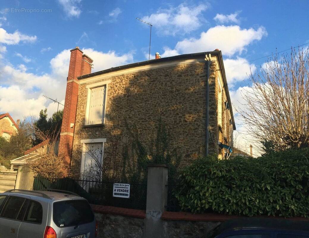 Maison à VILLENEUVE-SAINT-GEORGES