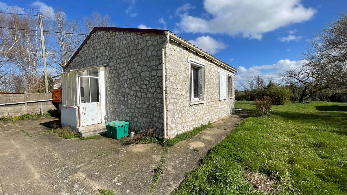 Maison à BONNEVAL