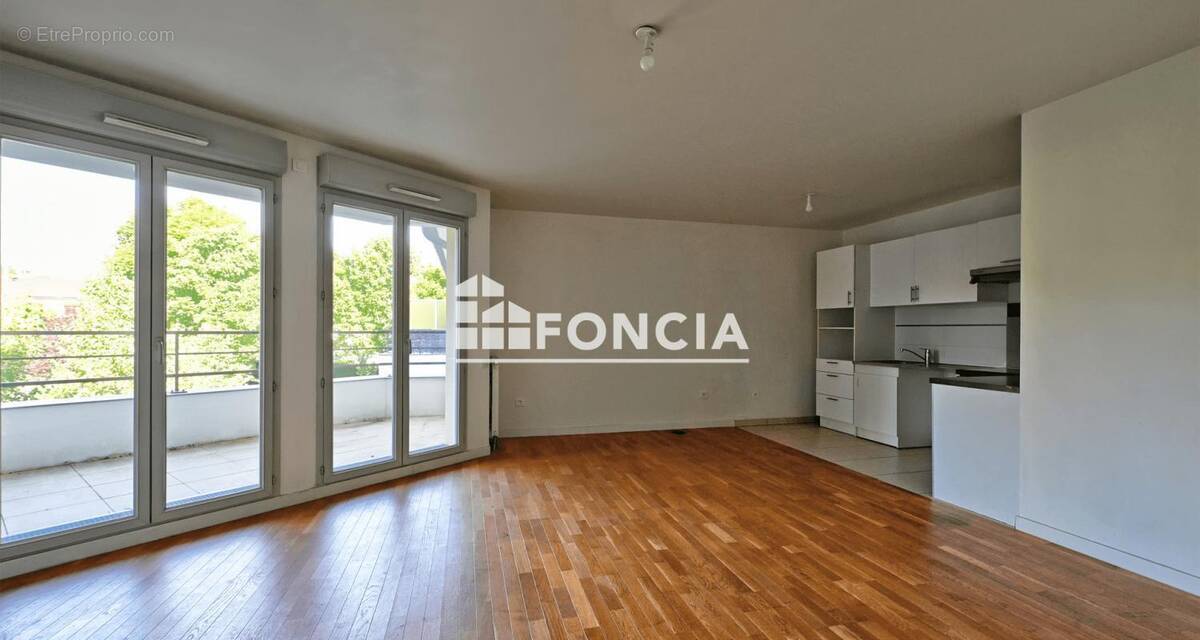 Appartement à SAINT-CYR-L&#039;ECOLE