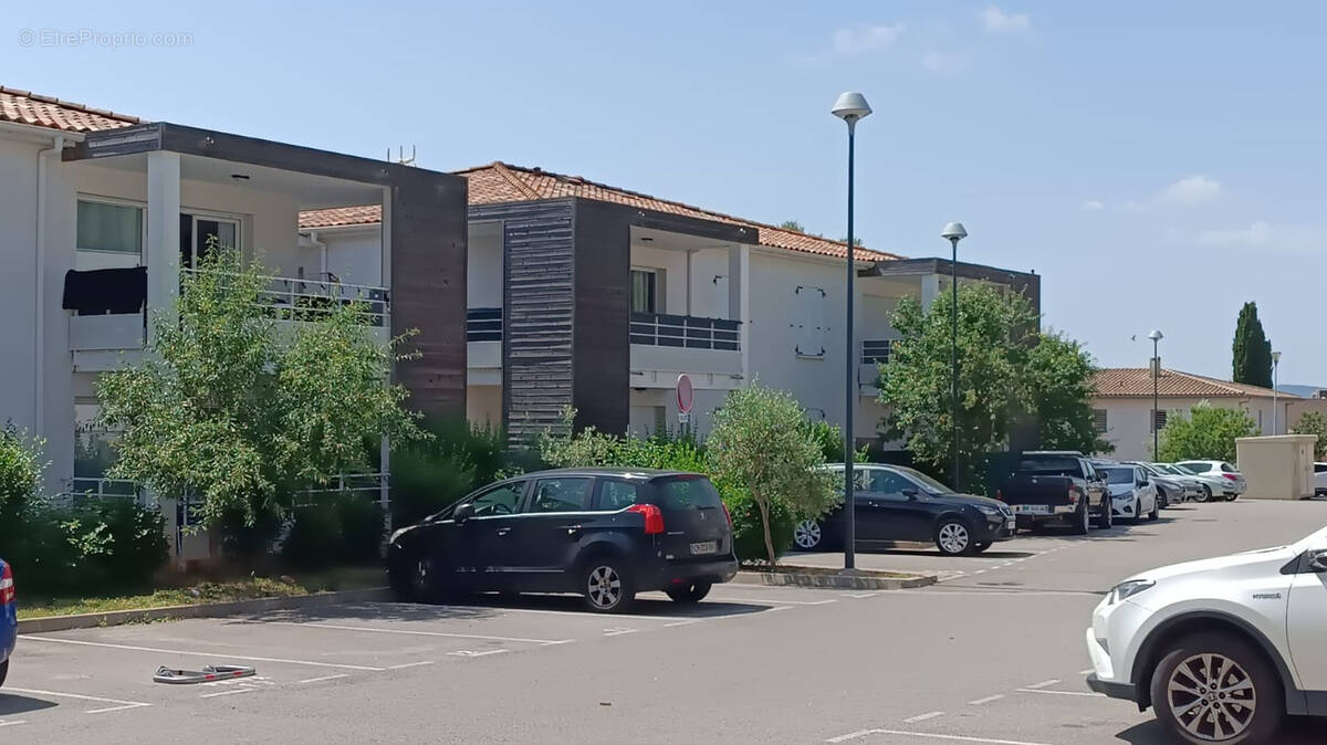 Appartement à LE CANNET-DES-MAURES