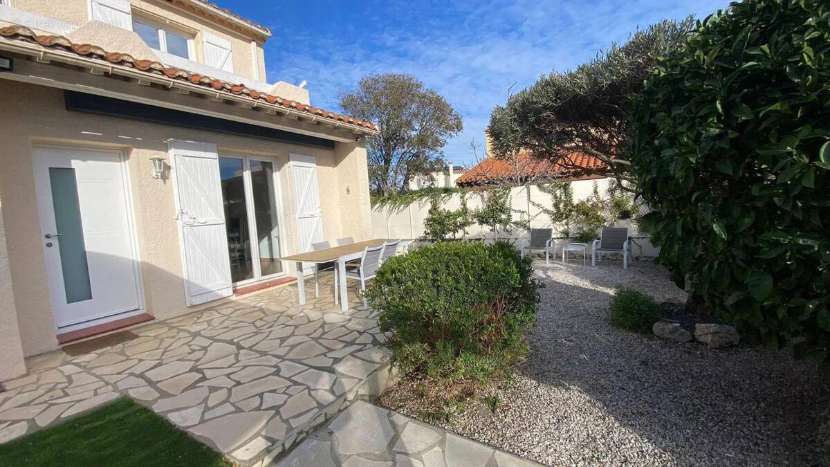 Maison à LE SOLER