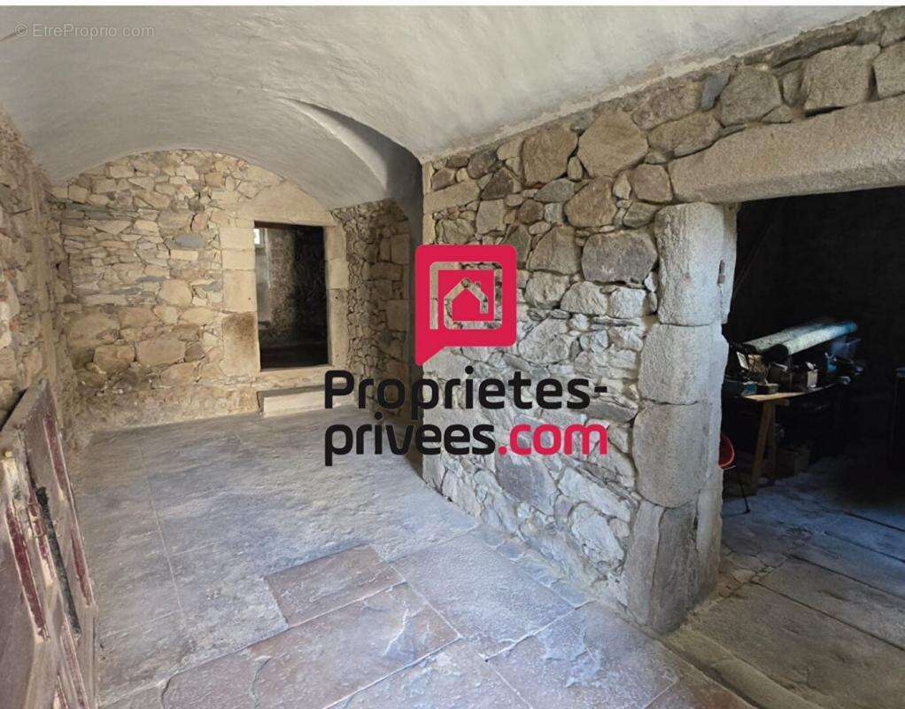 Maison à SAINT-ANDEOL-LE-CHATEAU