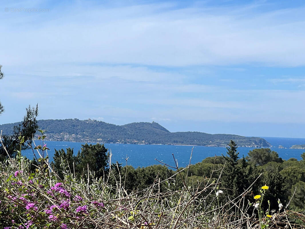 Maison à HYERES