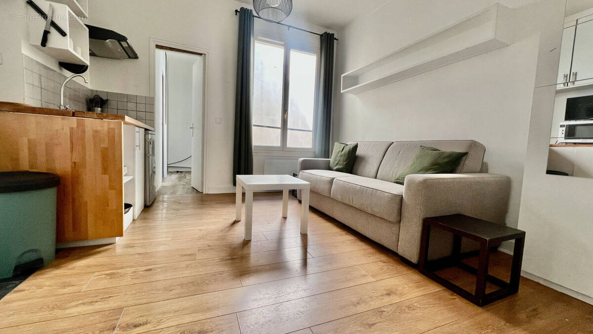Appartement à PARIS-2E