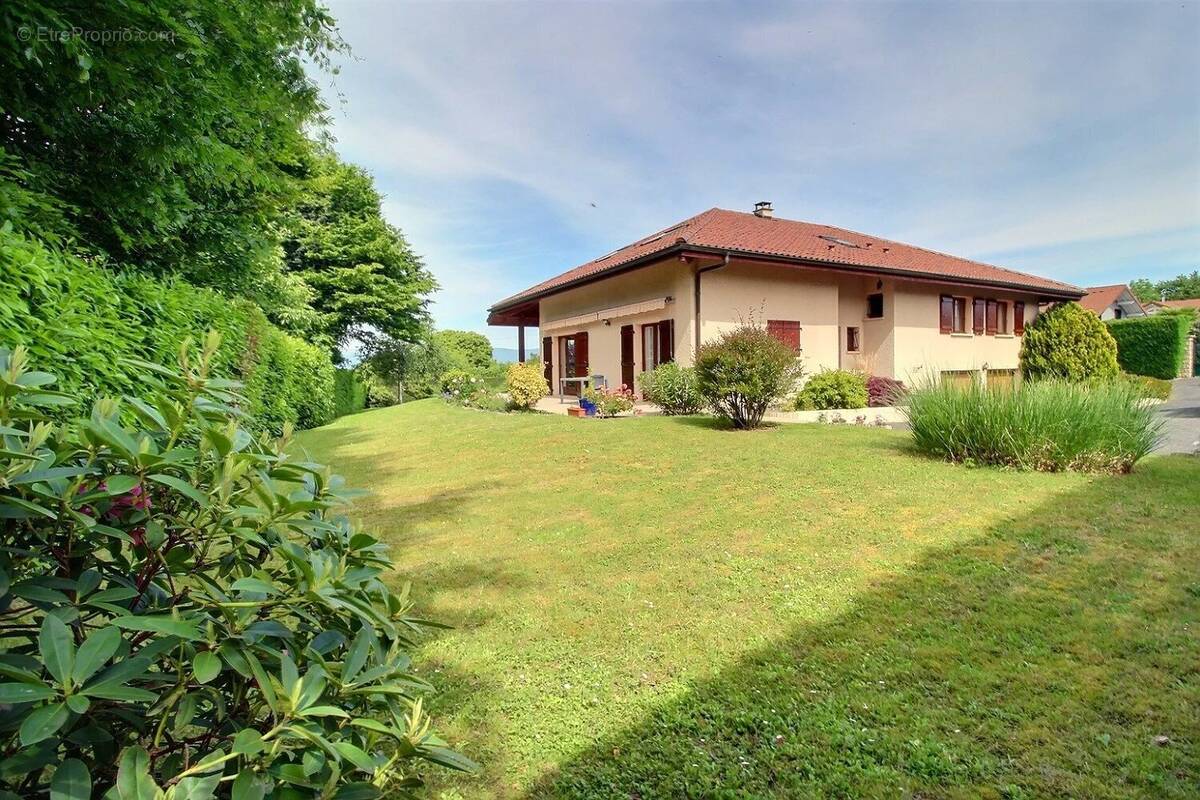 Maison à BALLAISON