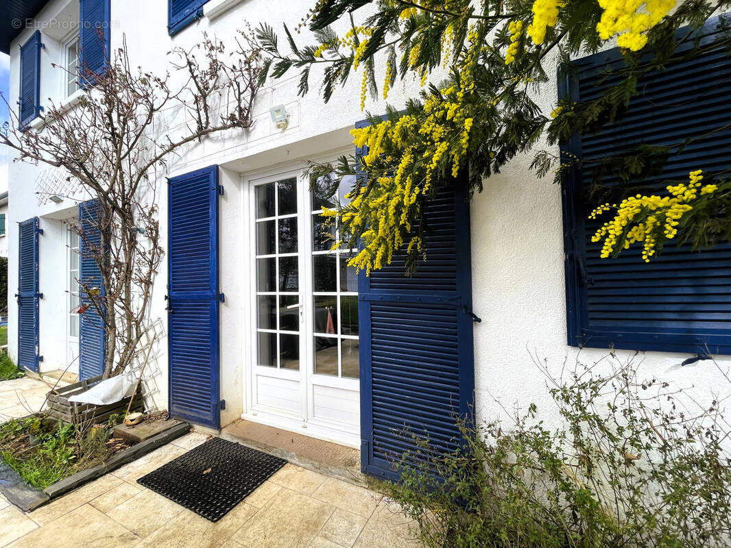 Maison à COULOUNIEIX-CHAMIERS