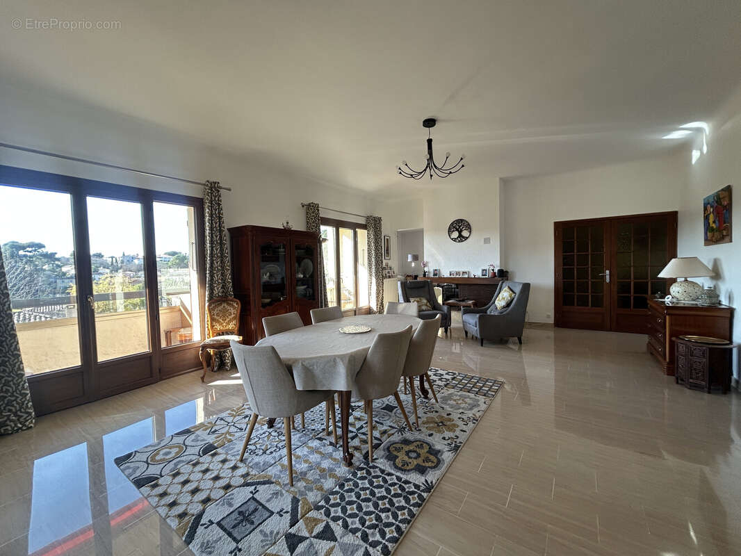 Maison à MARSEILLE-11E