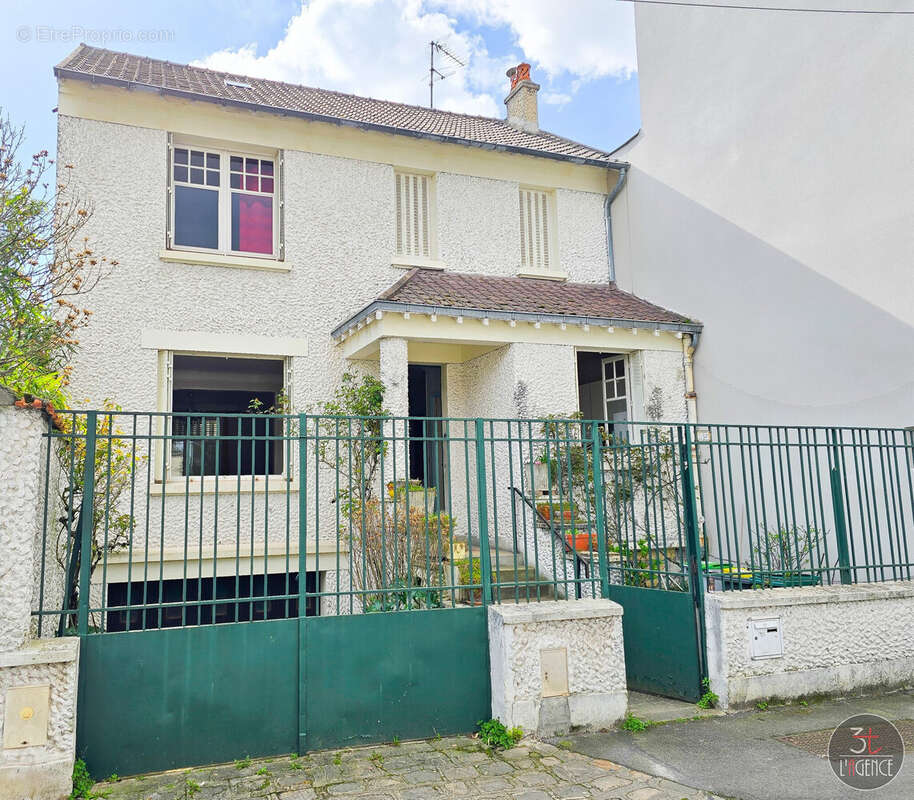 Maison à FONTENAY-SOUS-BOIS