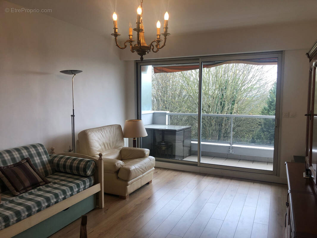 Appartement à NOGENT-SUR-MARNE