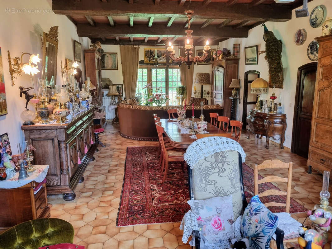 Maison à LABATUT