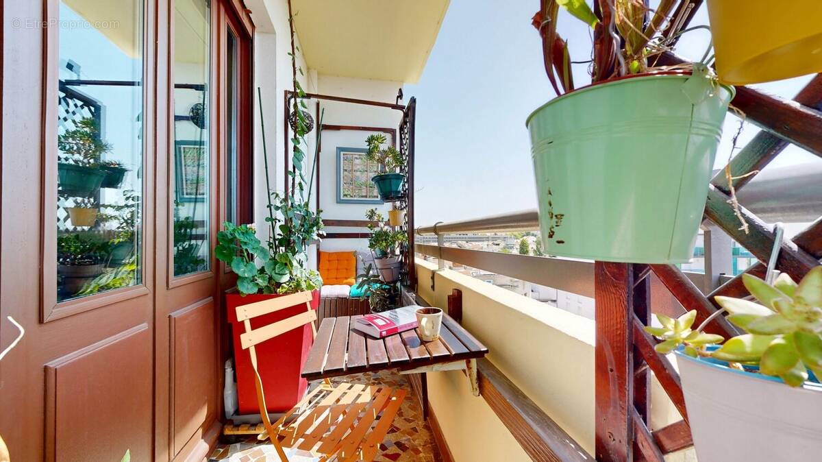Appartement à LYON-8E