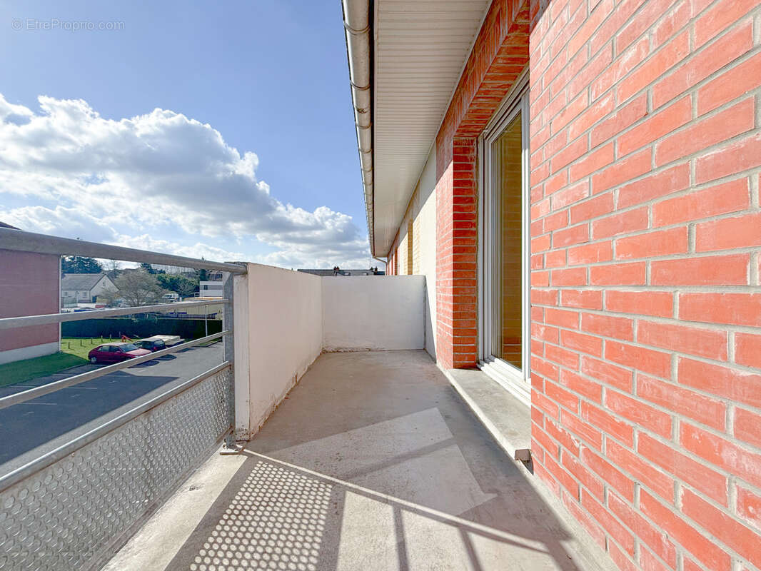 Appartement à BEUVRAGES