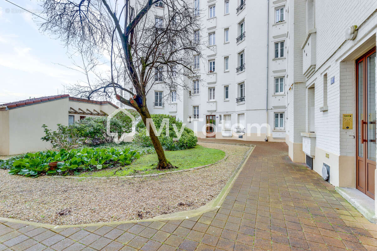 Appartement à ASNIERES-SUR-SEINE